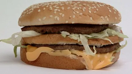 STUDIU. Mâncarea din fast-food este mai sănătoasă decât cea din spitale