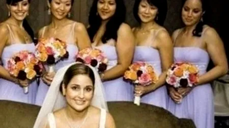 Detaliul amuzant din această fotografie de nuntă 