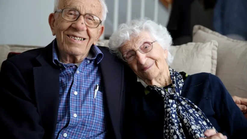Doi oameni căsătoriți de 83 de ani dau sfaturi pe Twitter de Valentine''s Day