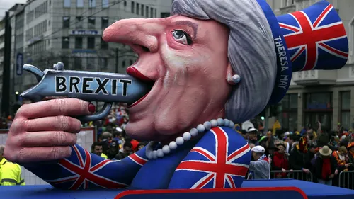 Theresa May, declarații optimiste în plin scandal privind negocierile pentru   Brexit