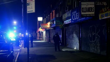 Atac armat, într-o stație de metrou din New York: o persoană a murit iar altele două sunt rănite