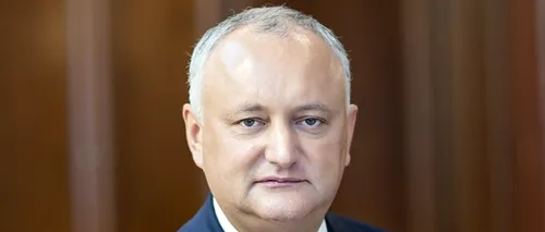 UPDATE | Igor Dodon, fostul președinte moldovean pro-rus, a fost reținut după ce procurorii anticorupție și ofițerii SIS au descins la el acasă. El este bănuit inclusiv de trădare de Patrie