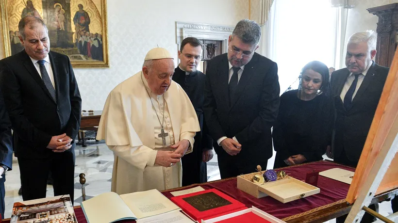 Marcel Ciolacu s-a dus cu daruri la Papa și premierul Italiei / Sunt cadouri personalizate