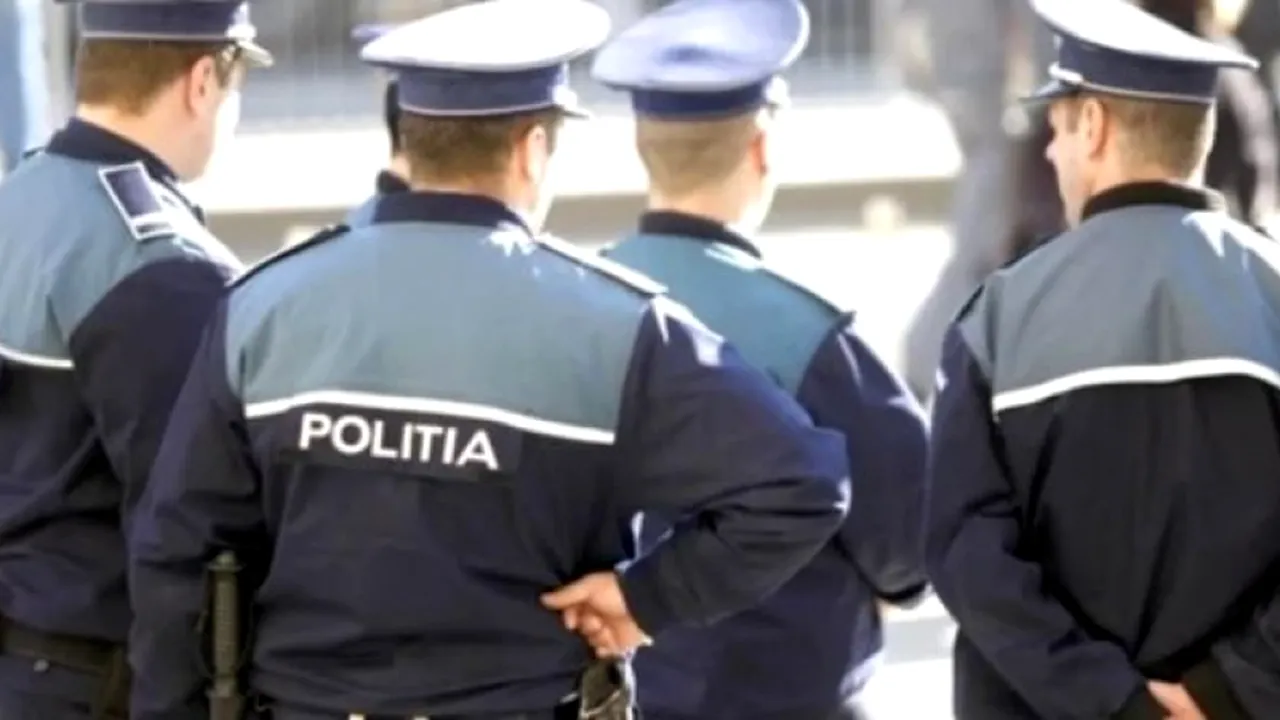 Doi poliţişti s-au luat la bătaie pe treptele sediului Poliţiei Rutiere Olt. De la ce a pornit scandalul