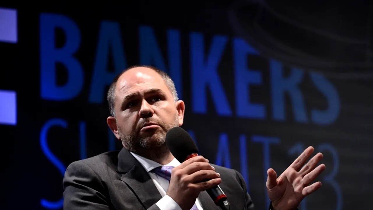 Oprescu, Alpha Bank: Ce efecte are intrarea rețelelor de socializare sau a comercianților online pe piața creditării