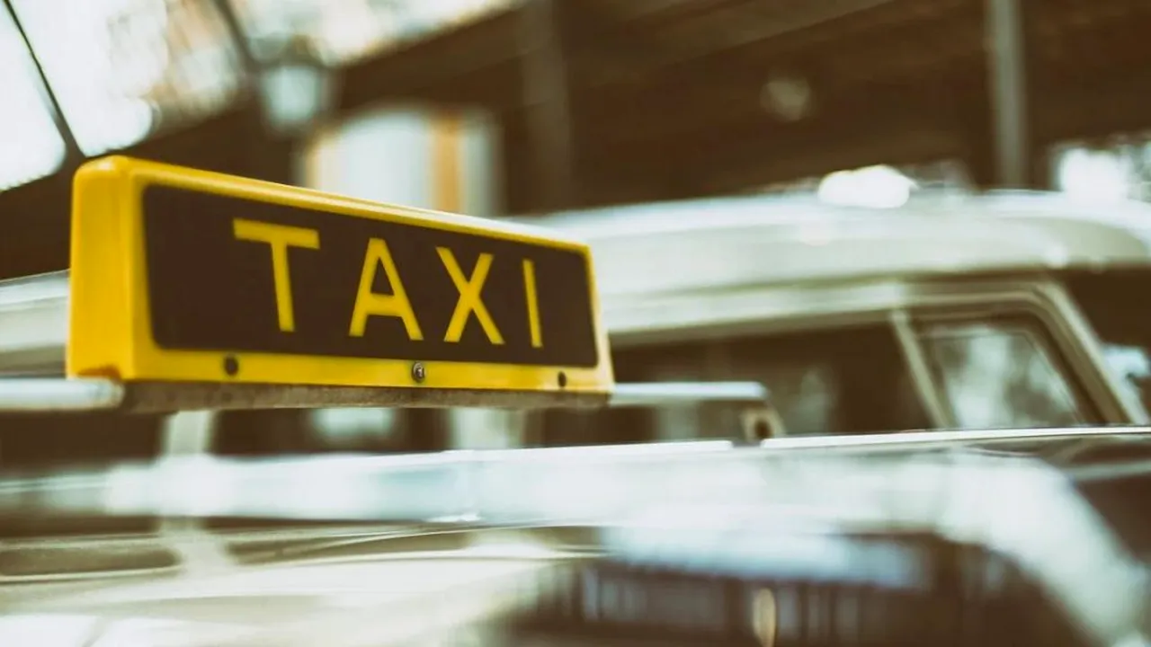 SANCȚIUNE. Patru luni de închisoare pentru o postare despre COVID-19. Ce a scris pe Facebook un taximetrist