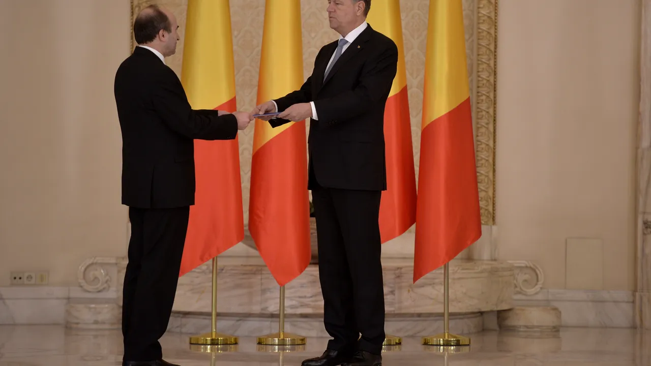 Prima întâlnire Iohannis-Toader, după izbucnirea scandalului DNA: „Actul de justiție este pus la îndoială public tocmai de acele persoane care sunt chemate să răspundă în fața legii