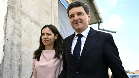 Bat clopotele de nuntă la Cotroceni? Nicușor Dan, în costum de ginerică. Când se însoară și cum își imaginează președintele nunta cu Mirabela