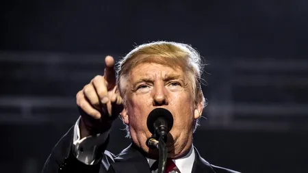 SUA. Twitter a șters un videoclip postat de Donald Trump pentru încălcarea regulilor privind drepturile de autor | VIDEO