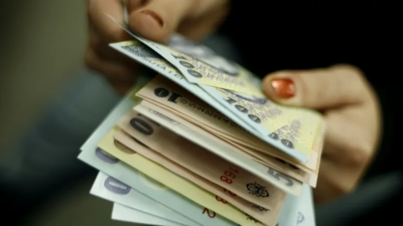 Peste 3 milioane de români au salariul net sub 2.000 de lei pe lună