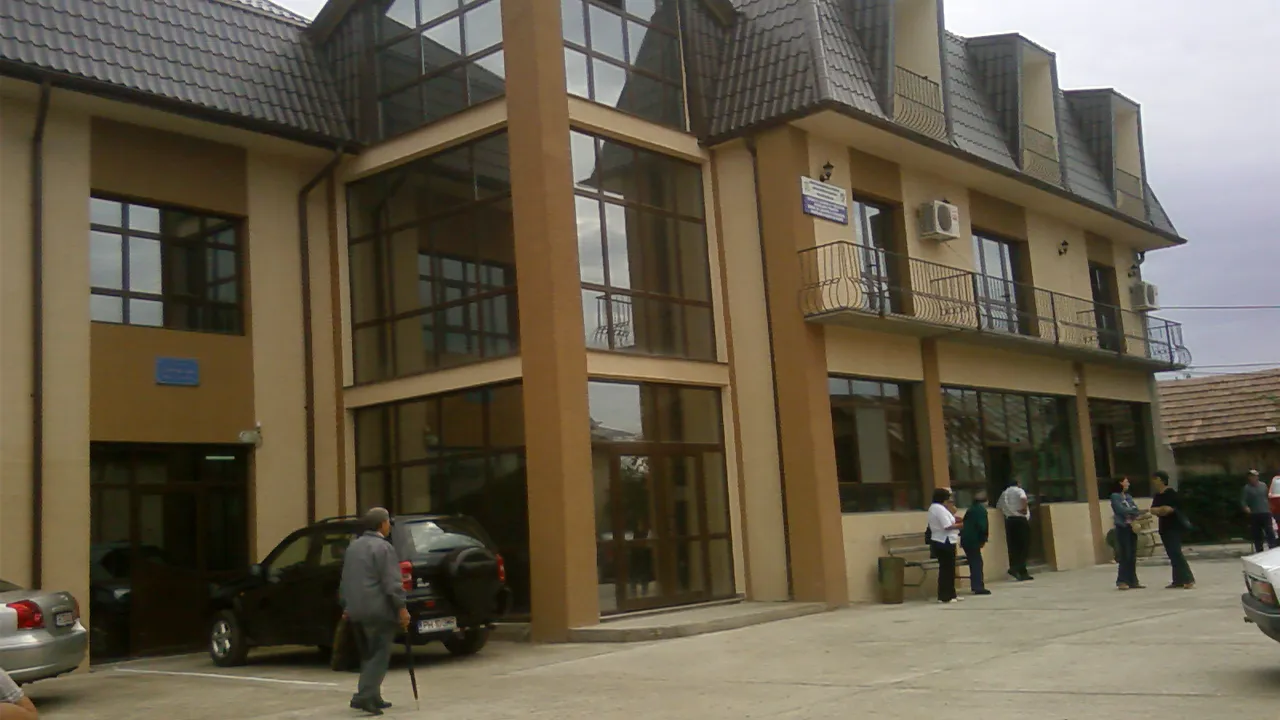 Decizie scandaloasă a unor judecători din Prahova. Ce au hotărât în cazul a trei tineri care au violat o colegă de liceu