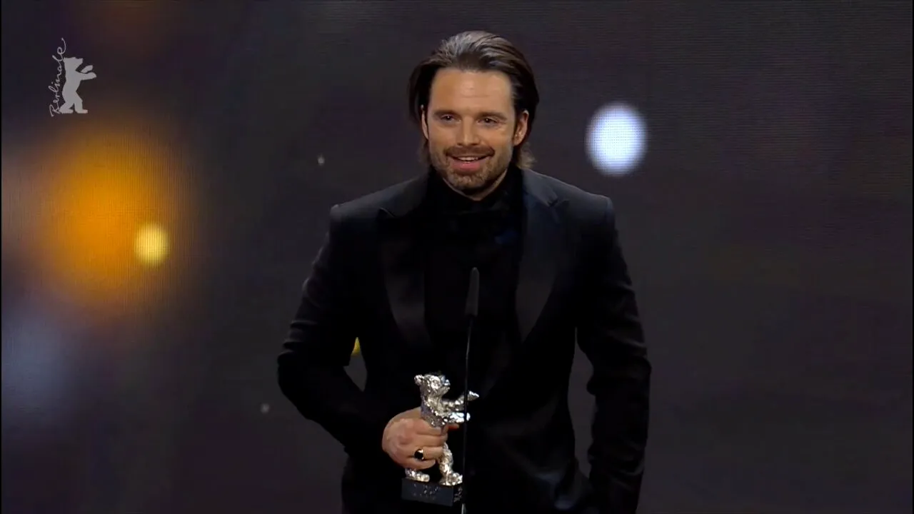 Actorul român Sebastian Stan a primit Ursul de Argint, la BERLINALA 2024: „Pentru un băiețel din România, este foarte important”