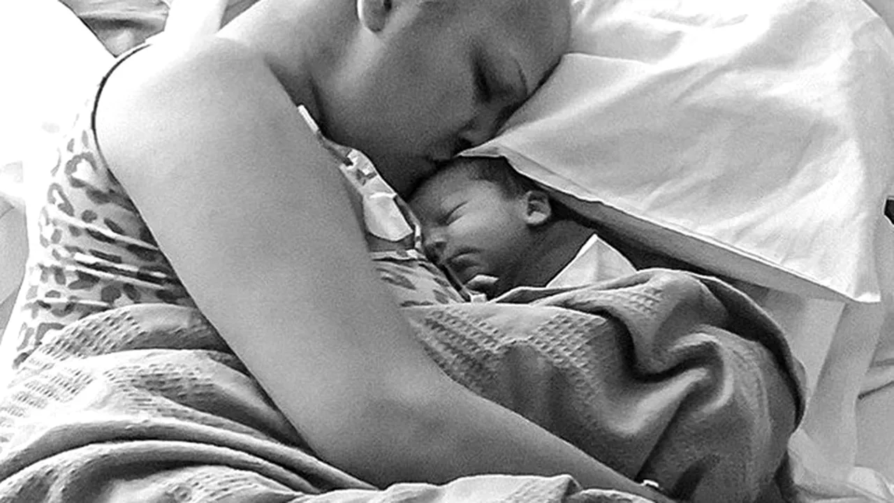 O fotografie cât o mie de cuvinte. Despre cum se învinge chimioterapia în sarcină