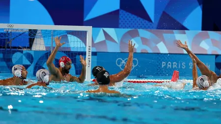 România joacă AZI pentru un loc în sferturi la Cupa Mondială de polo pe apă