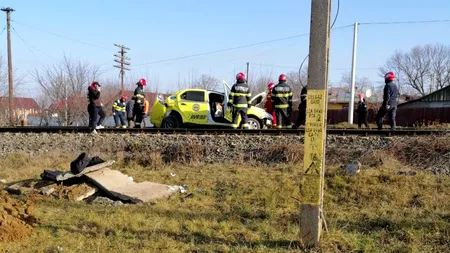 Taxi spulberat de tren în Iași. Ce alcoolemie uriașă avea șoferul