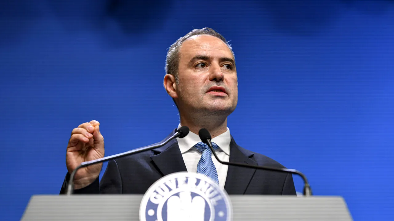 Alexandru Nazare spune că raportul privind situația bugetară a României se află în lucru, la Ministerul Finanțelor, iar solicitarea PSD este legitimă