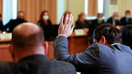 Cum se va numi noua coaliție PNL-PSD-UDMR, ce prevede acordul politic și cum se vor „roti” premierii