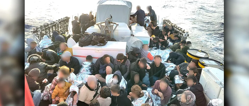 Peste 100 de persoane au fost salvate de polițiștii de frontieră români de pe o navă aflată în derivă în Marea Mediterană