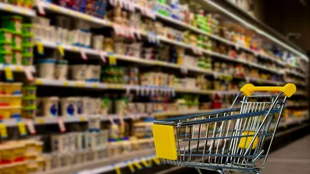 Ce alimente s-au scumpit ENORM față de luna martie / Eurostat: mâncarea în România, un lux!