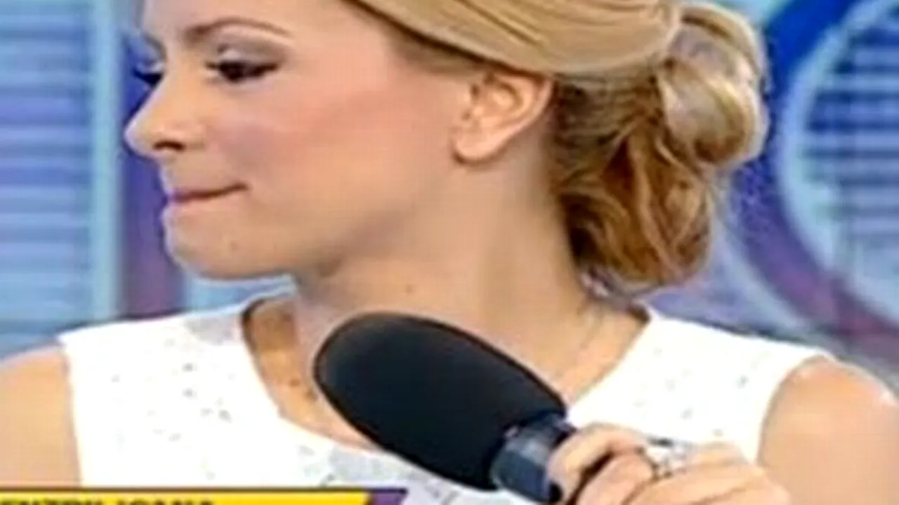 Simona Gherghe, lăsată din nou singură în platou: „Nu se poate așa ceva!