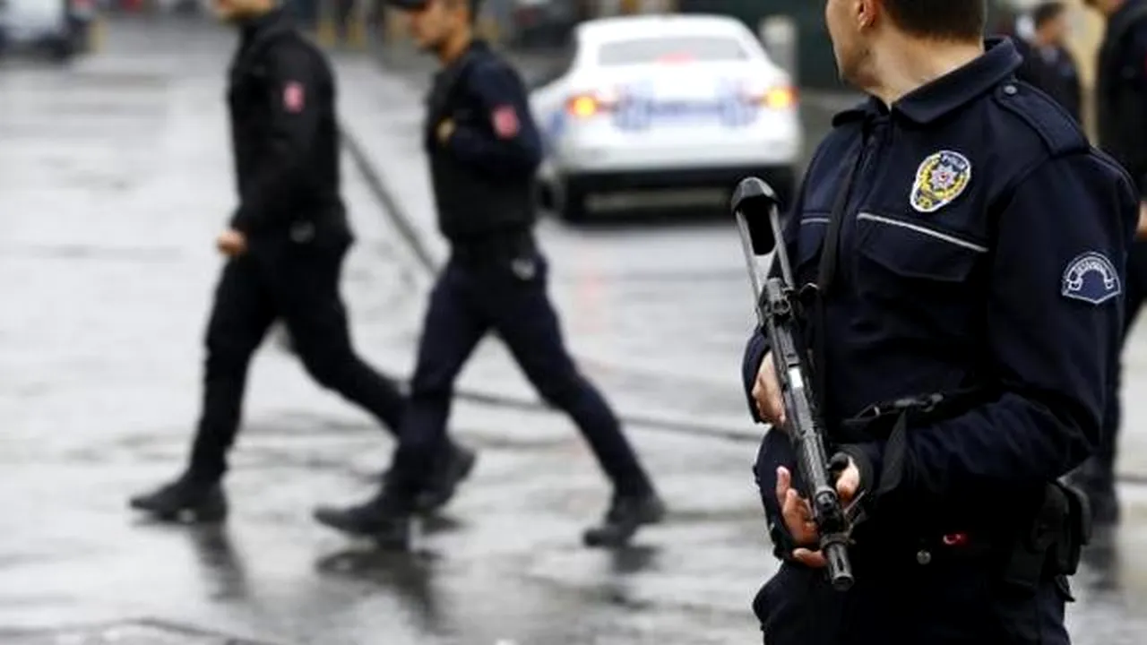 Un psihopat a atacat violent doi români în Franța, motivat de ură rasială: „Am vrut să-i ucid pe romii ăştia”