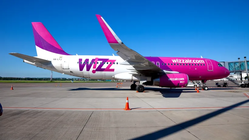 Clipe de SPAIMĂ pentru pasagerii unei curse Wizz Air Iași - Milano. Aeronava a revenit la sol după ce a lovit o pasăre la decolare