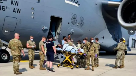 O femeie afgană a născut la bordul aeronavei americane care a evacuat-o în Germania. Ce a decis comandantul când viitoarea mamă a intrat în travaliu