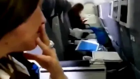 TURBULENȚE EXTREME au rănit 15 persoane în timpul unui zbor între Miami și Buenos Aires