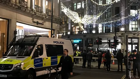 Centrul Londrei a fost evacuat. Ce au găsit polițiștii într-o intersecție a metropolei