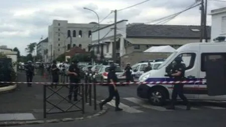 Operațiune antiteroristă lângă Paris. 20 de persoane au fost arestate