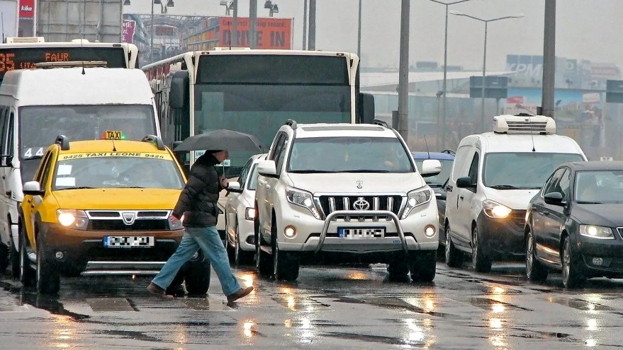 8 ȘTIRI DE LA ORA 8. Avertisment ANM. Vremea se va menține în general instabilă / Ce temperaturi vor fi în Capitală