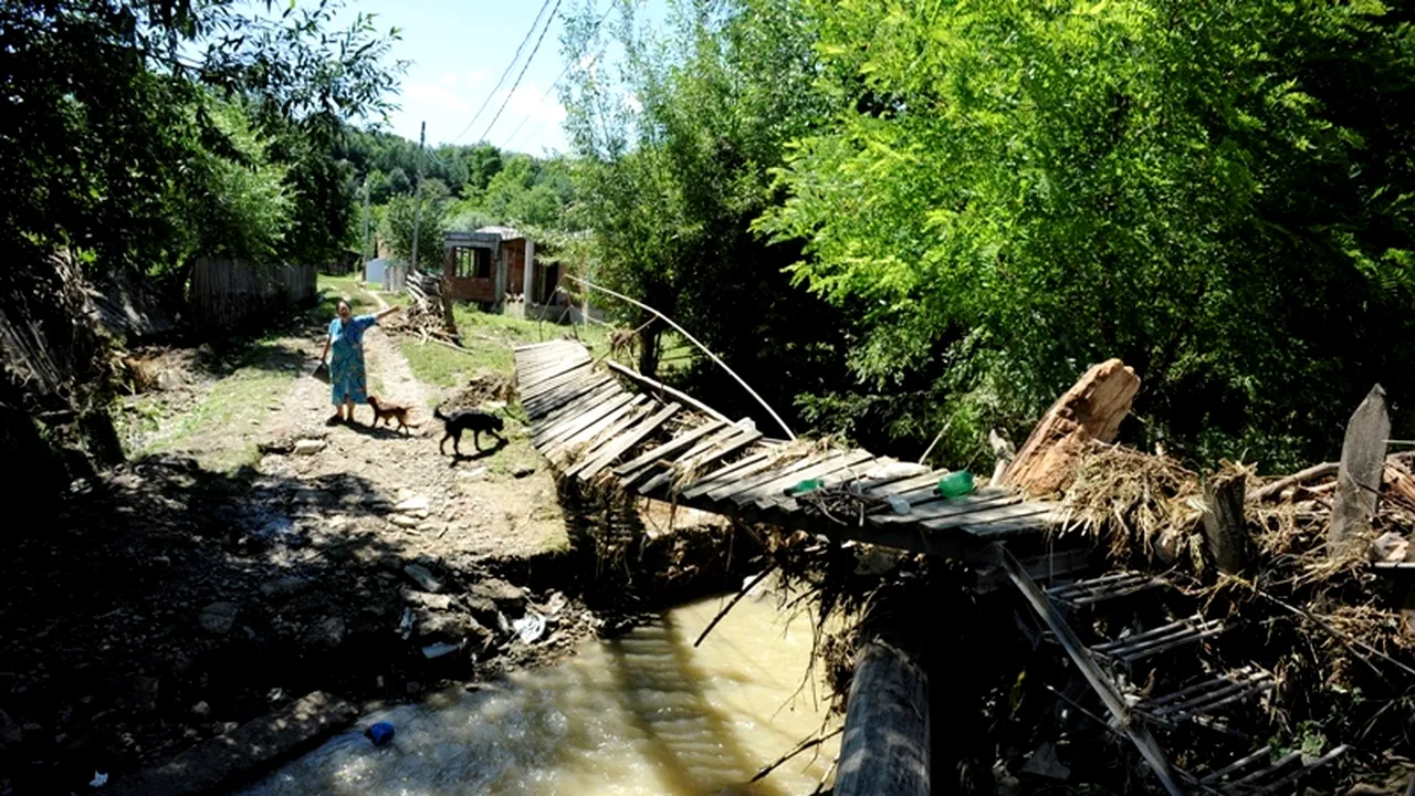 O femeie din Vaslui a murit după ce a fost luată de o viitură formată în urma unei ploi torențiale