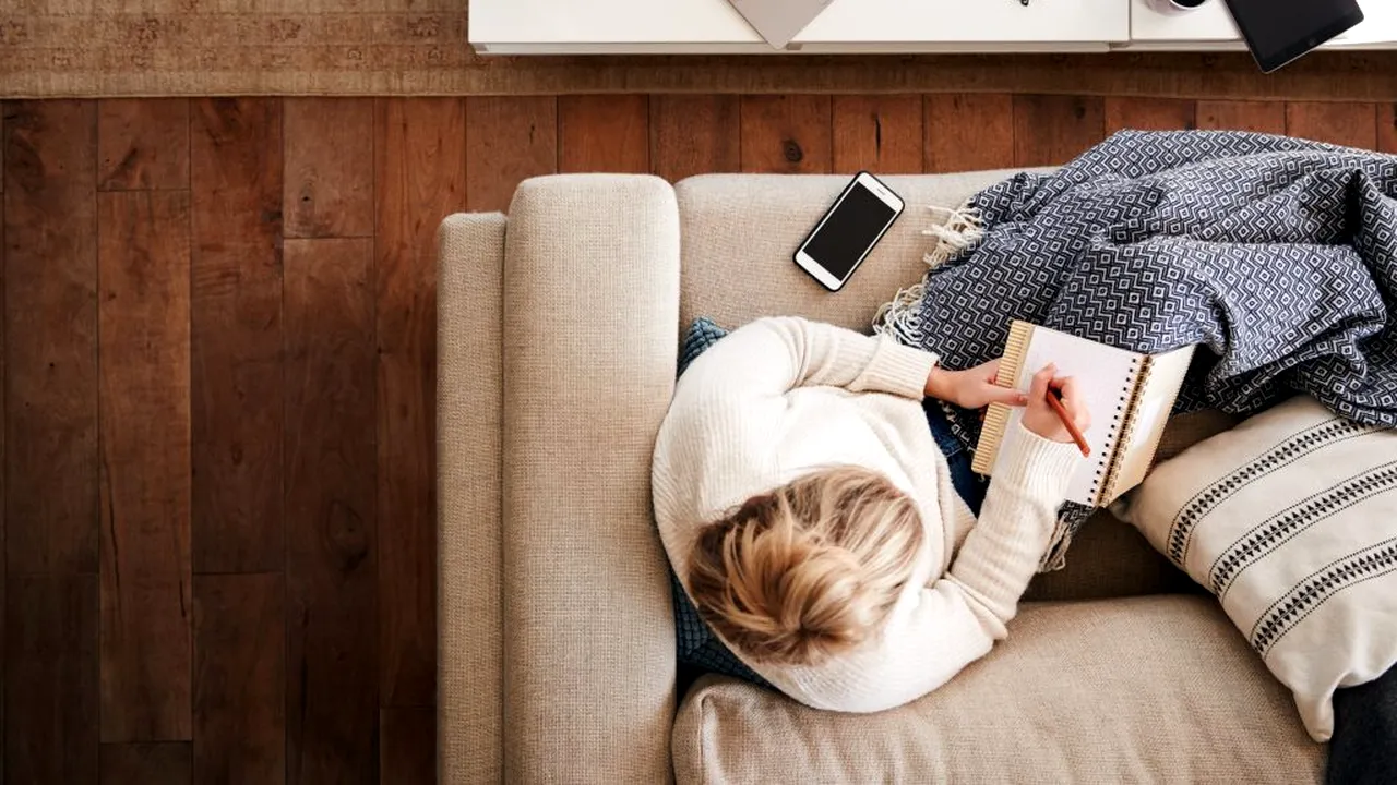 Studiu: Mulți dintre germani se simt singuri atunci când lucrează de acasă