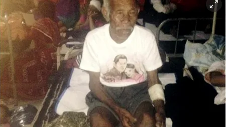 Un bătrân în vârstă de 101 ani a fost găsit în viață sub dărâmăturile casei sale din Nepal