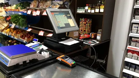 Vânzătoare la un magazin, PĂCĂLITĂ cu 20.500 de lei. Schema simplă prin care un individ a reușit să fure toate încasările în doar câteva minute