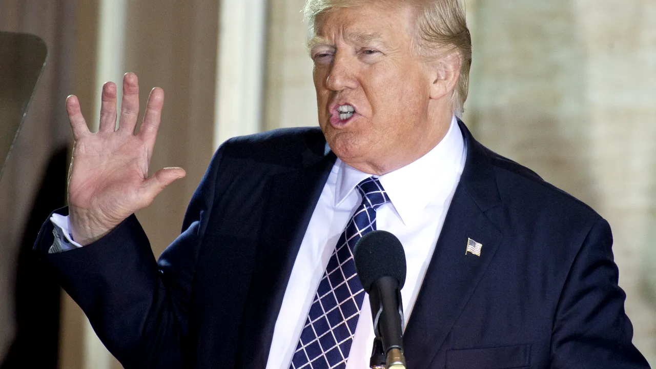 U2 îi interzice lui Trump să participe la concertele sale. Mesajul lui Bono pentru președintele SUA