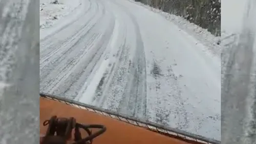 VIDEO | A nins pe Transfăgărășan. Drumarii au intervenit pentru a deszăpezi carosabilul