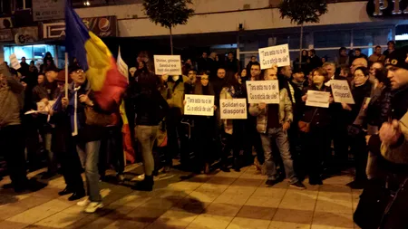 Mitinguri de solidaritate cu românii din diaspora care nu au putut vota, la Galați și Suceava