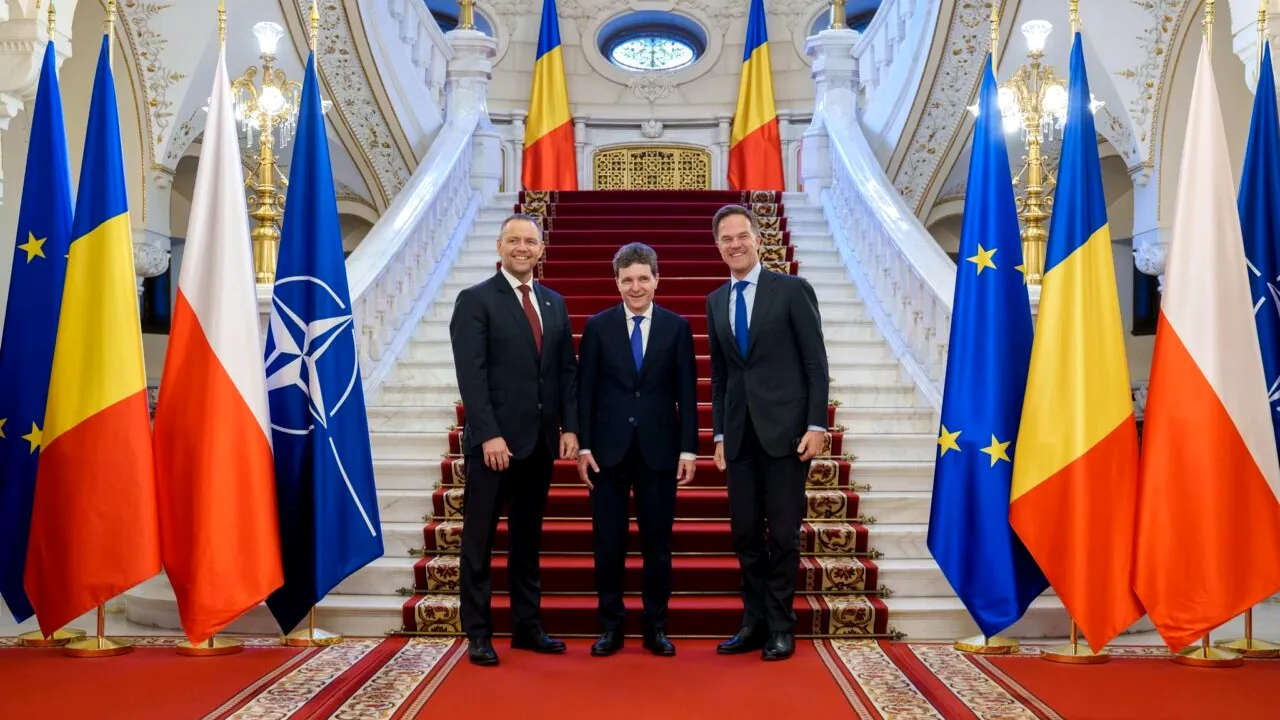 Nicușor Dan, alături de Mark Rutte și președintele Poloniei la Cotroceni: „B9 aduce o valoare adăugată pentru securitatea Alianței”