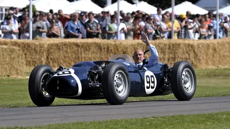 FORMULA 1. Stirling Moss, legendarul pilot, s-a stins din viață la 90 de ani: A murit aşa cum a trăit, arătând minunat