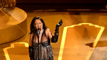 Rihanna a născut un băieţel, al doilea copil al ei cu rapperul ASAP Rocky