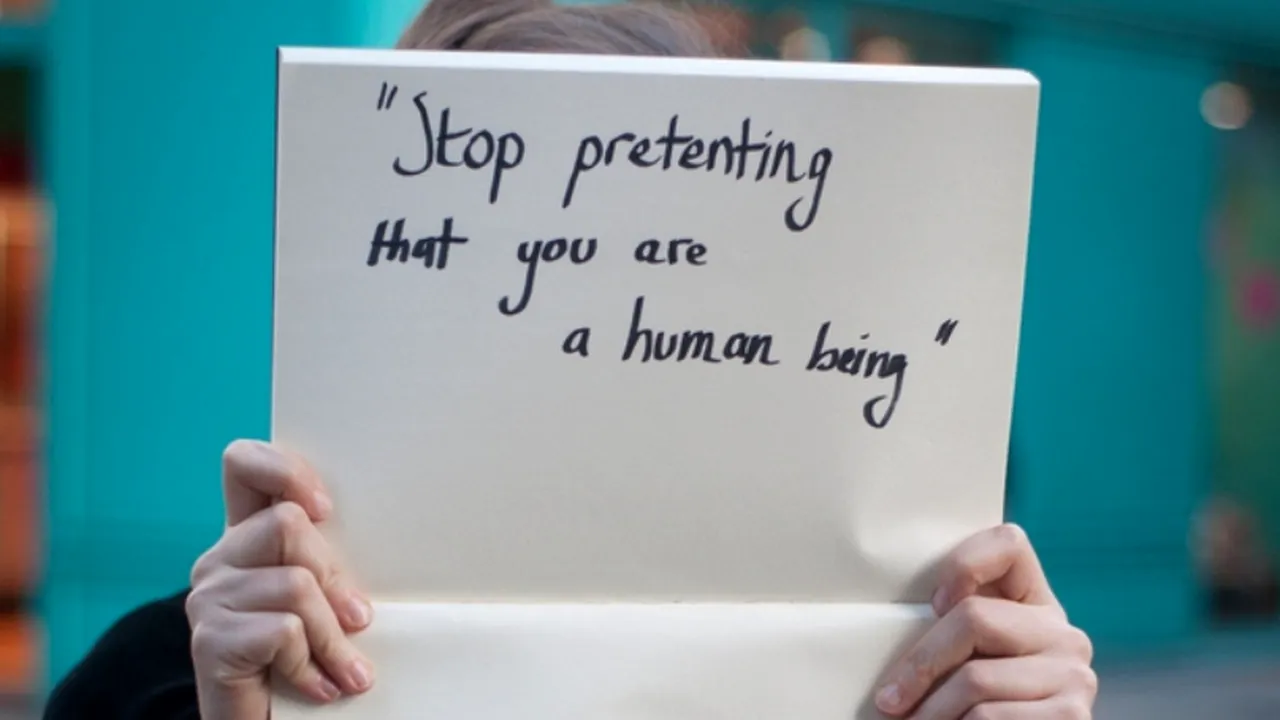 GALERIE FOTO. Proiect controversat în SUA: ce mi-a spus violatorul meu