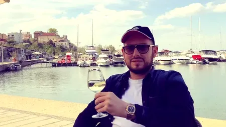 PRIMELE imagini de la înmormântarea lui Andrei Versace! Familia și prietenii îl conduc, miercuri, pe ultimul drum pe „Regele fițelor”