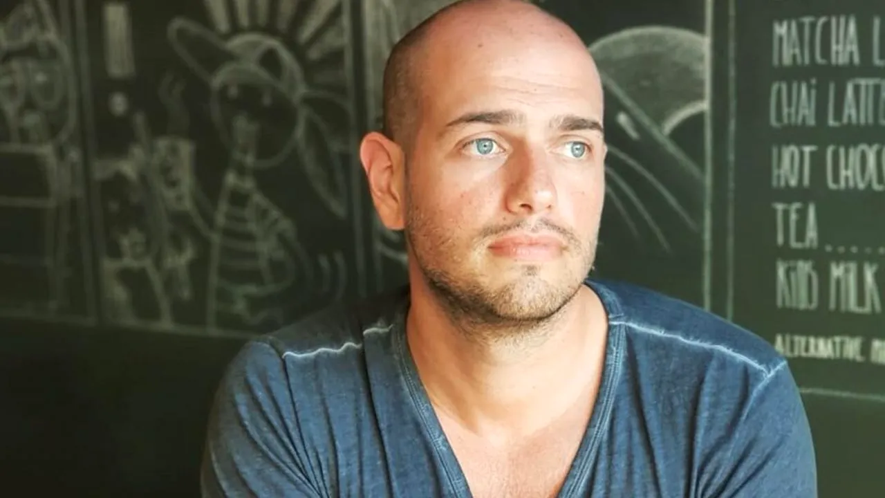 BRomania are o nouă iubită. PRIMELE imagini cu cei doi într-o ipostază tandră