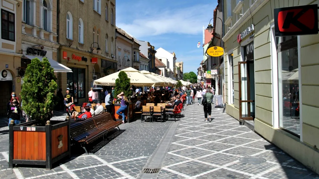 Cu doar 4 lei, au avut parte în Brașov de o EXPERIENȚĂ de neuitat. Turiștii, năuciți de ce au putut vedea în fața ochilor