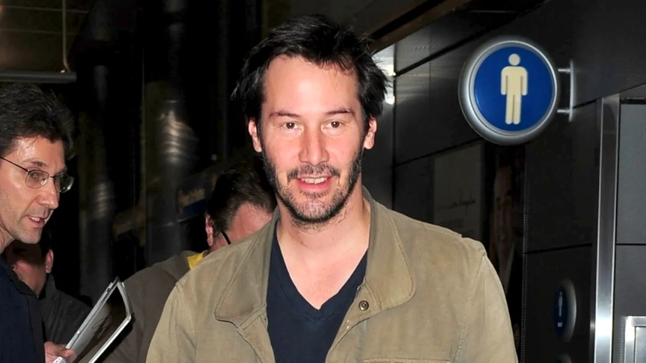 Keanu Reeves, de nerecunoscut pe covorul roșu de la Cannes