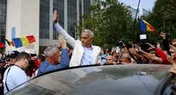 Călin Georgescu a transmis un prim mesaj susținătorilor săi, în a 11-a noapte de arest: „Copleșit de iubirea voastră, v-o întorc înmiit!” Vezi întreg mesajul