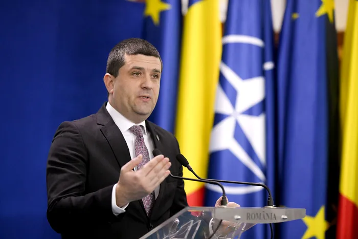 Radu Miruță vrea să modifice legea pentru ca Steaua București să poată promova în Liga 1. Ce a declarat Ministrul Apărării