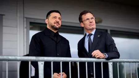 Zelenski verifică avioanele de luptă Gripen, pe care le vrea să le primească cu bani europeni