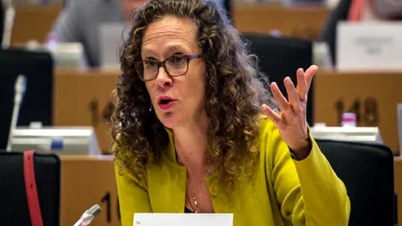 Parlamentul olandez a votat o rezoluție prin care Olanda se opune aderării României şi Bulgariei la spaţiul Schengen